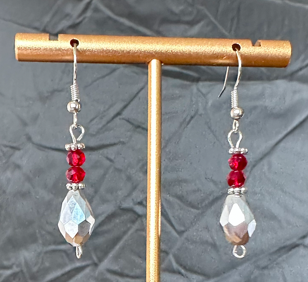 1028 - Budget-Friendly Everyday Dangling Earrings - Red Sparkling